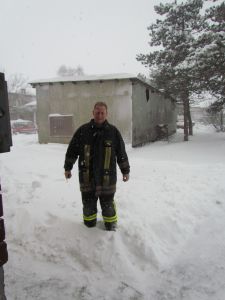 ASU-Trainer Hansi im Schnee